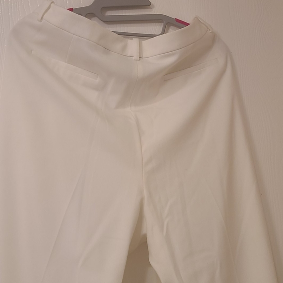 Alex Marie white slacks - Picture 4 of 4